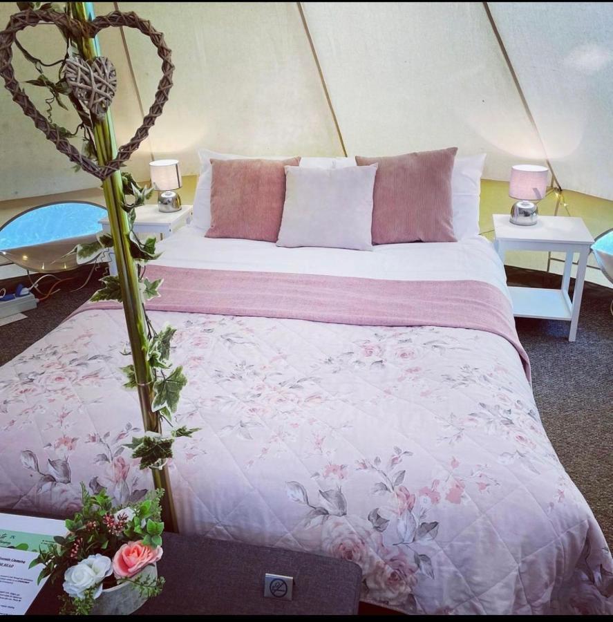 Riverside Glamping Luxuszelt